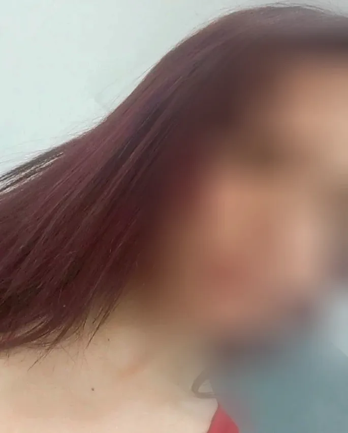 Clara, 21