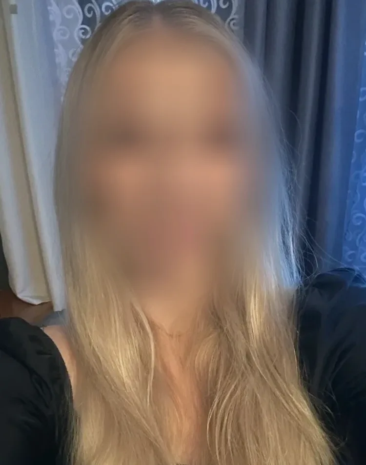 Emily, 26